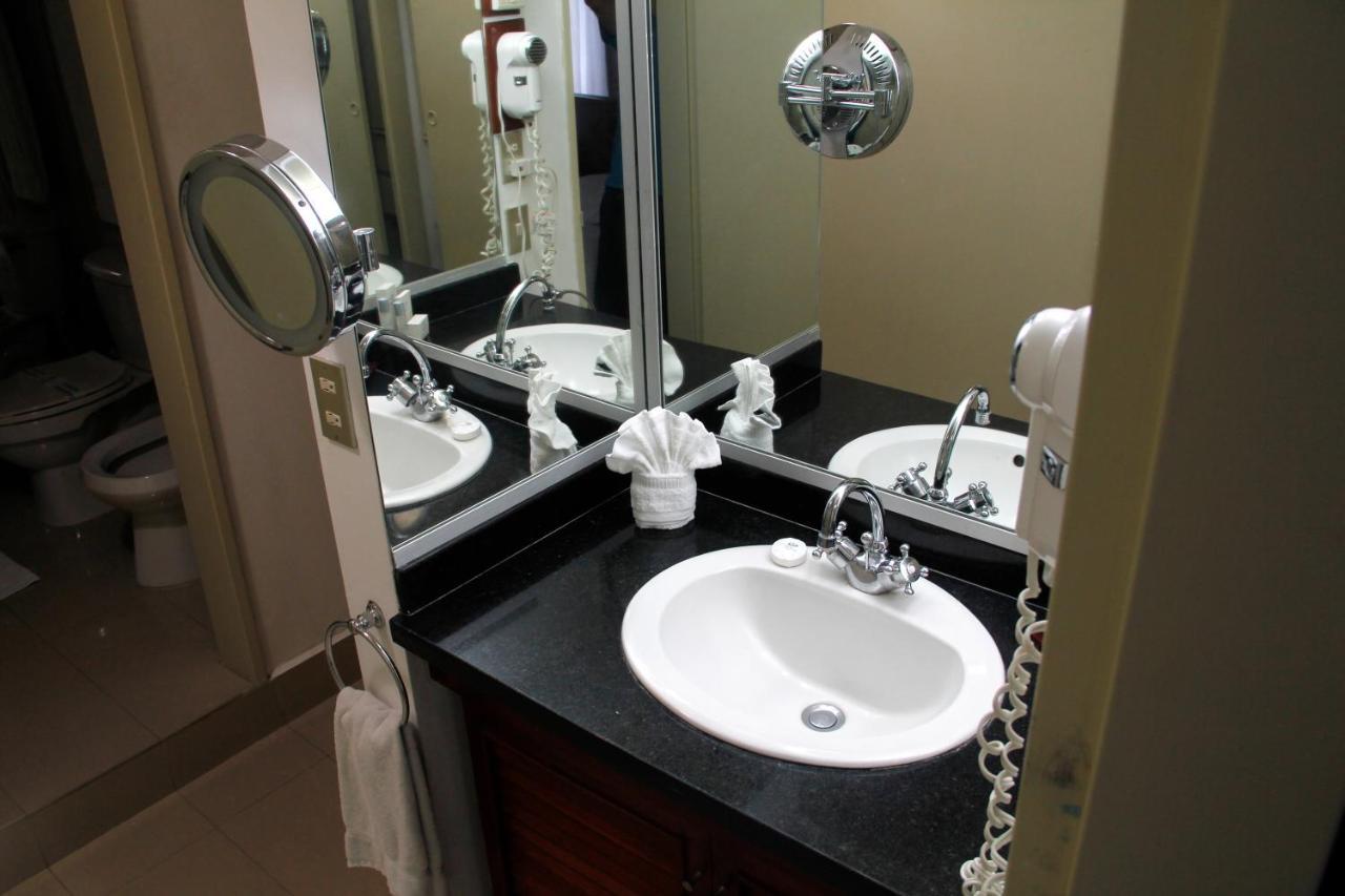 Hotel Altamira Suites Caracas Kültér fotó
